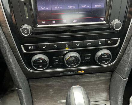 Белый Фольксваген Пассат, объемом двигателя 1.8 л и пробегом 203 тыс. км за 9900 $, фото 6 на Automoto.ua