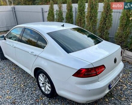 Белый Фольксваген Пассат, объемом двигателя 1.97 л и пробегом 240 тыс. км за 17900 $, фото 11 на Automoto.ua