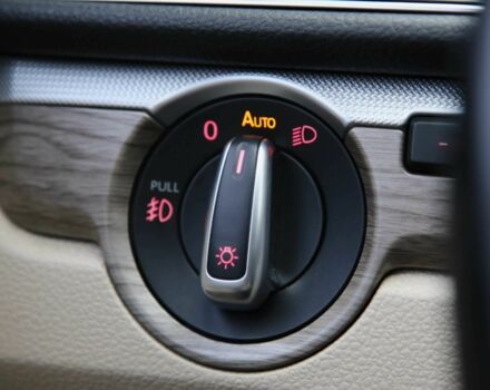 Белый Фольксваген Пассат, объемом двигателя 3.6 л и пробегом 136 тыс. км за 15500 $, фото 20 на Automoto.ua