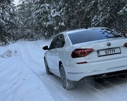 Білий Фольксваген Пассат, об'ємом двигуна 2 л та пробігом 195 тис. км за 10500 $, фото 7 на Automoto.ua