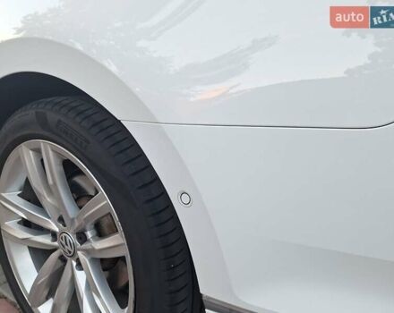 Белый Фольксваген Пассат, объемом двигателя 2 л и пробегом 200 тыс. км за 22500 $, фото 60 на Automoto.ua