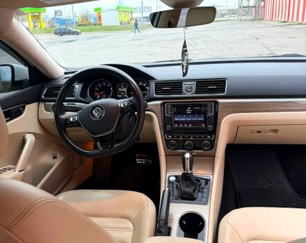 Білий Фольксваген Пассат, об'ємом двигуна 1.8 л та пробігом 108 тис. км за 17500 $, фото 1 на Automoto.ua