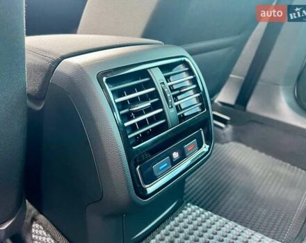 Белый Фольксваген Пассат, объемом двигателя 1.97 л и пробегом 240 тыс. км за 17900 $, фото 63 на Automoto.ua