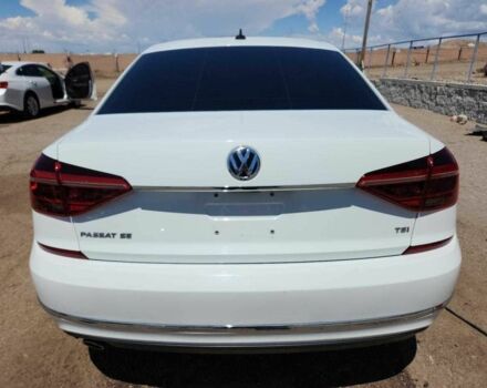 Белый Фольксваген Пассат, объемом двигателя 1.8 л и пробегом 72 тыс. км за 8659 $, фото 5 на Automoto.ua