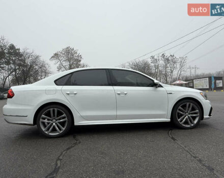 Білий Фольксваген Пассат, об'ємом двигуна 1.98 л та пробігом 135 тис. км за 16000 $, фото 8 на Automoto.ua