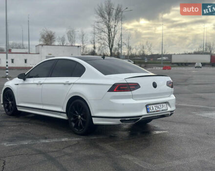 Белый Фольксваген Пассат, объемом двигателя 1.97 л и пробегом 178 тыс. км за 18900 $, фото 7 на Automoto.ua