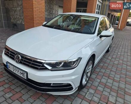 Белый Фольксваген Пассат, объемом двигателя 2 л и пробегом 200 тыс. км за 22500 $, фото 11 на Automoto.ua