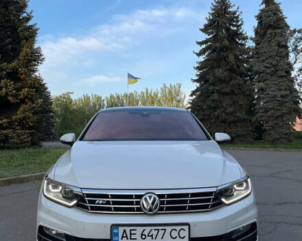 Белый Фольксваген Пассат, объемом двигателя 1.97 л и пробегом 187 тыс. км за 26000 $, фото 24 на Automoto.ua