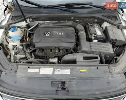 Белый Фольксваген Пассат, объемом двигателя 1.8 л и пробегом 141 тыс. км за 1800 $, фото 10 на Automoto.ua