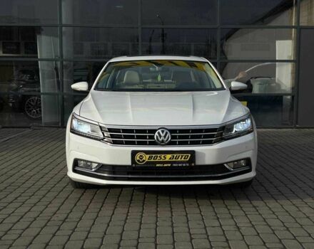 Белый Фольксваген Пассат, объемом двигателя 1.8 л и пробегом 178 тыс. км за 14200 $, фото 1 на Automoto.ua