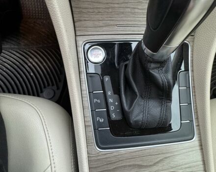 Белый Фольксваген Пассат, объемом двигателя 1.8 л и пробегом 178 тыс. км за 14000 $, фото 18 на Automoto.ua