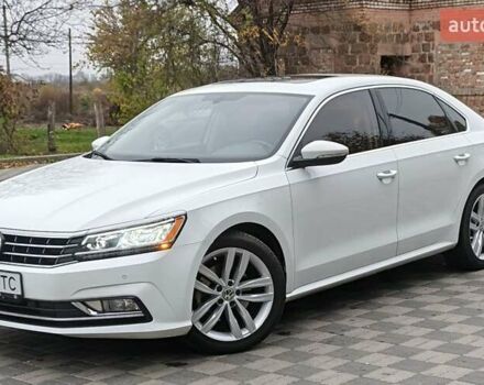 Белый Фольксваген Пассат, объемом двигателя 2 л и пробегом 200 тыс. км за 15300 $, фото 3 на Automoto.ua