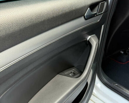 Белый Фольксваген Пассат, объемом двигателя 1.97 л и пробегом 375 тыс. км за 23500 $, фото 14 на Automoto.ua