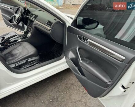 Белый Фольксваген Пассат, объемом двигателя 1.8 л и пробегом 206 тыс. км за 13800 $, фото 21 на Automoto.ua