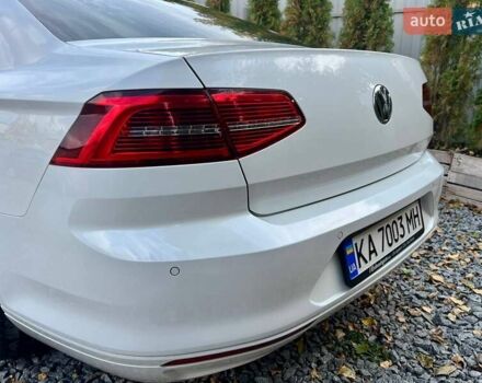 Белый Фольксваген Пассат, объемом двигателя 1.97 л и пробегом 240 тыс. км за 17900 $, фото 10 на Automoto.ua