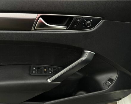 Белый Фольксваген Пассат, объемом двигателя 1.8 л и пробегом 109 тыс. км за 16500 $, фото 8 на Automoto.ua