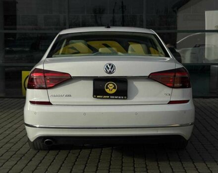 Белый Фольксваген Пассат, объемом двигателя 1.8 л и пробегом 178 тыс. км за 14200 $, фото 5 на Automoto.ua