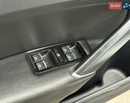 Белый Фольксваген Пассат, объемом двигателя 1.8 л и пробегом 57 тыс. км за 11299 $, фото 35 на Automoto.ua