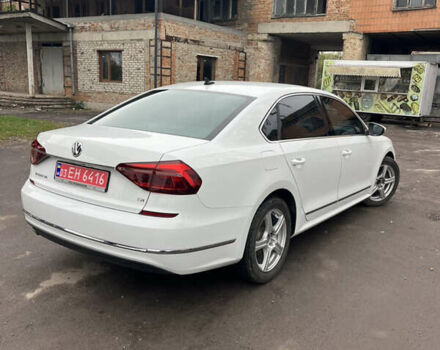 Белый Фольксваген Пассат, объемом двигателя 1.8 л и пробегом 203 тыс. км за 9900 $, фото 4 на Automoto.ua