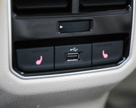 Белый Фольксваген Пассат, объемом двигателя 3.6 л и пробегом 136 тыс. км за 15500 $, фото 21 на Automoto.ua