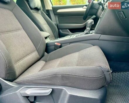 Белый Фольксваген Пассат, объемом двигателя 1.97 л и пробегом 240 тыс. км за 17900 $, фото 79 на Automoto.ua