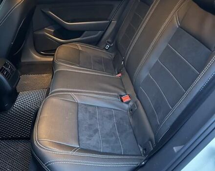 Белый Фольксваген Пассат, объемом двигателя 1.6 л и пробегом 230 тыс. км за 16000 $, фото 16 на Automoto.ua