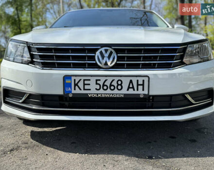 Белый Фольксваген Пассат, объемом двигателя 1.8 л и пробегом 78 тыс. км за 13800 $, фото 15 на Automoto.ua