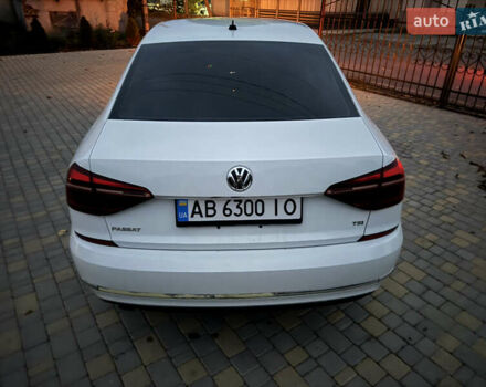 Белый Фольксваген Пассат, объемом двигателя 1.8 л и пробегом 185 тыс. км за 12650 $, фото 12 на Automoto.ua