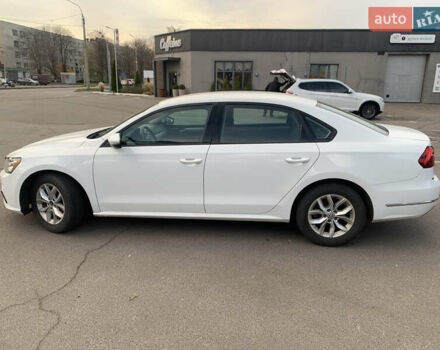 Білий Фольксваген Пассат, об'ємом двигуна 1.98 л та пробігом 161 тис. км за 15500 $, фото 13 на Automoto.ua