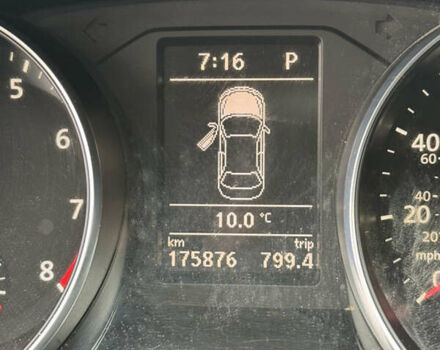 Білий Фольксваген Пассат, об'ємом двигуна 0 л та пробігом 175 тис. км за 13500 $, фото 21 на Automoto.ua