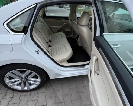 Белый Фольксваген Пассат, объемом двигателя 1.8 л и пробегом 178 тыс. км за 14000 $, фото 9 на Automoto.ua