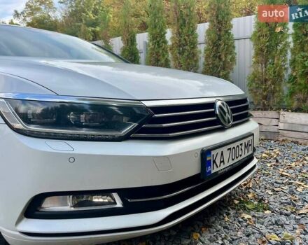 Белый Фольксваген Пассат, объемом двигателя 1.97 л и пробегом 240 тыс. км за 17900 $, фото 27 на Automoto.ua