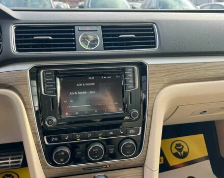 Белый Фольксваген Пассат, объемом двигателя 1.8 л и пробегом 178 тыс. км за 14200 $, фото 18 на Automoto.ua