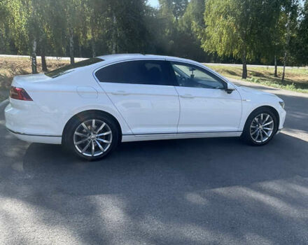 Белый Фольксваген Пассат, объемом двигателя 1.97 л и пробегом 123 тыс. км за 23499 $, фото 6 на Automoto.ua