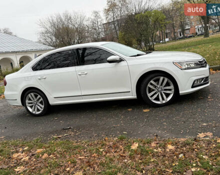 Белый Фольксваген Пассат, объемом двигателя 1.8 л и пробегом 150 тыс. км за 14600 $, фото 8 на Automoto.ua