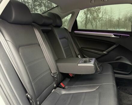 Білий Фольксваген Пассат, об'ємом двигуна 2 л та пробігом 135 тис. км за 15500 $, фото 15 на Automoto.ua