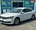 Белый Фольксваген Пассат, объемом двигателя 1.8 л и пробегом 139 тыс. км за 11990 $, фото 1 на Automoto.ua