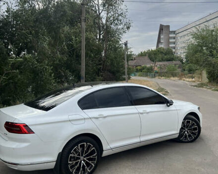 Белый Фольксваген Пассат, объемом двигателя 1.97 л и пробегом 204 тыс. км за 20000 $, фото 7 на Automoto.ua