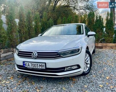 Белый Фольксваген Пассат, объемом двигателя 1.97 л и пробегом 240 тыс. км за 17900 $, фото 1 на Automoto.ua