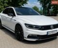 Белый Фольксваген Пассат, объемом двигателя 1.97 л и пробегом 180 тыс. км за 18000 $, фото 1 на Automoto.ua