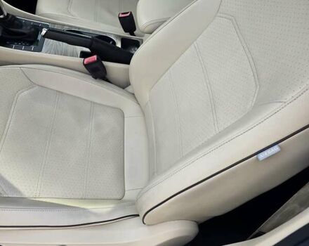 Белый Фольксваген Пассат, объемом двигателя 1.98 л и пробегом 133 тыс. км за 13300 $, фото 12 на Automoto.ua