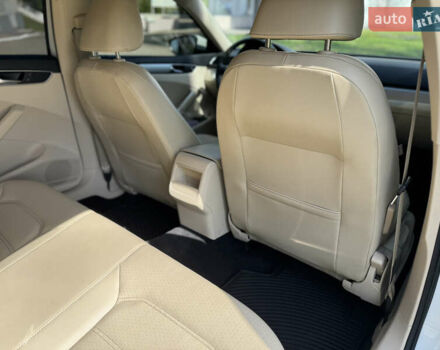 Белый Фольксваген Пассат, объемом двигателя 1.8 л и пробегом 78 тыс. км за 13800 $, фото 44 на Automoto.ua