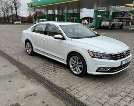 Белый Фольксваген Пассат, объемом двигателя 1.8 л и пробегом 178 тыс. км за 14000 $, фото 14 на Automoto.ua