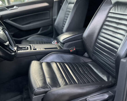 Белый Фольксваген Пассат, объемом двигателя 2 л и пробегом 320 тыс. км за 16900 $, фото 3 на Automoto.ua