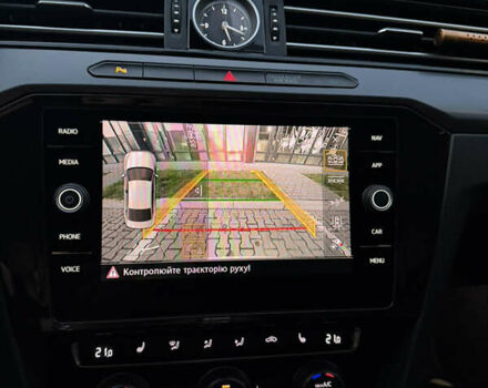 Белый Фольксваген Пассат, объемом двигателя 1.97 л и пробегом 260 тыс. км за 17750 $, фото 21 на Automoto.ua