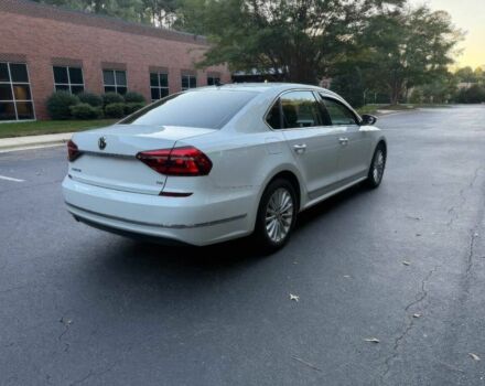 Білий Фольксваген Пассат, об'ємом двигуна 1.8 л та пробігом 59 тис. км за 2550 $, фото 3 на Automoto.ua