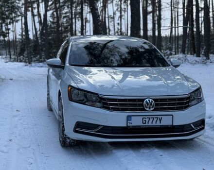 Белый Фольксваген Пассат, объемом двигателя 2 л и пробегом 195 тыс. км за 10500 $, фото 2 на Automoto.ua