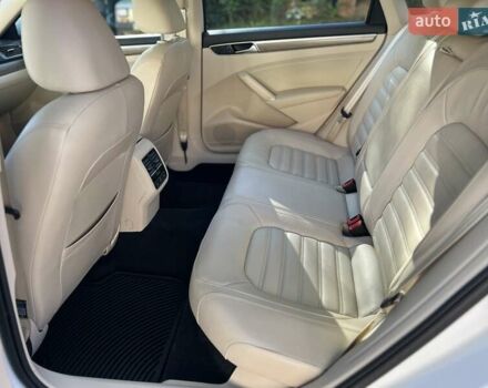 Белый Фольксваген Пассат, объемом двигателя 1.8 л и пробегом 78 тыс. км за 15450 $, фото 13 на Automoto.ua