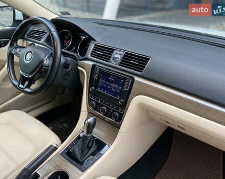 Белый Фольксваген Пассат, объемом двигателя 1.8 л и пробегом 198 тыс. км за 11990 $, фото 14 на Automoto.ua