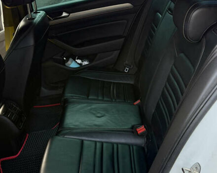 Белый Фольксваген Пассат, объемом двигателя 1.97 л и пробегом 375 тыс. км за 23500 $, фото 18 на Automoto.ua